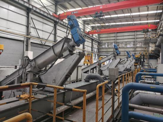 We Can Custom From 1T to 150T Screw Lead Slag Dragging Device for Lead Ore Refining Process from lead pot furnace 