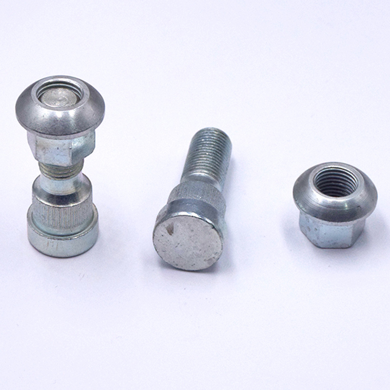 Knurled Wheel Hub Bolts