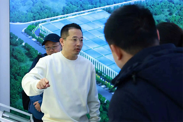 A New Chapter In School-Enterprise Cooperation