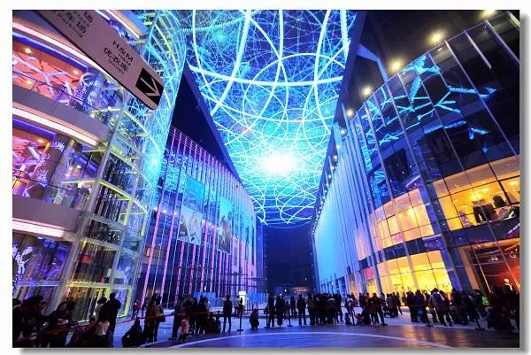 What Are the Main Benefits of Using LED Crystal Film Over Traditional Displays