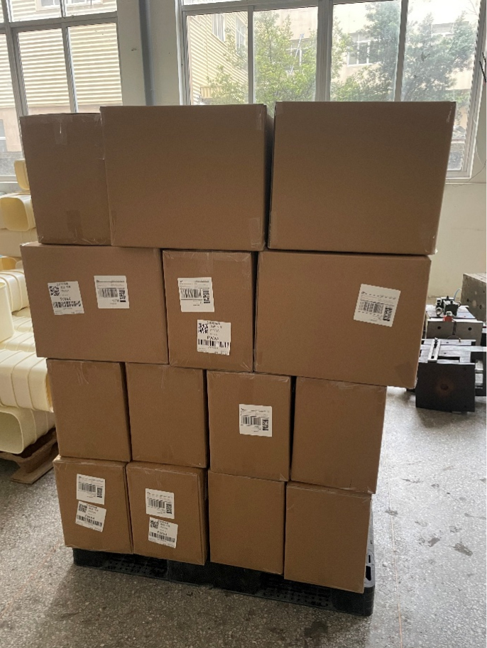 Year-End Rush Our Factory Delivers Tens of Thousands of Custom Plastic Cups Amid Peak Demand