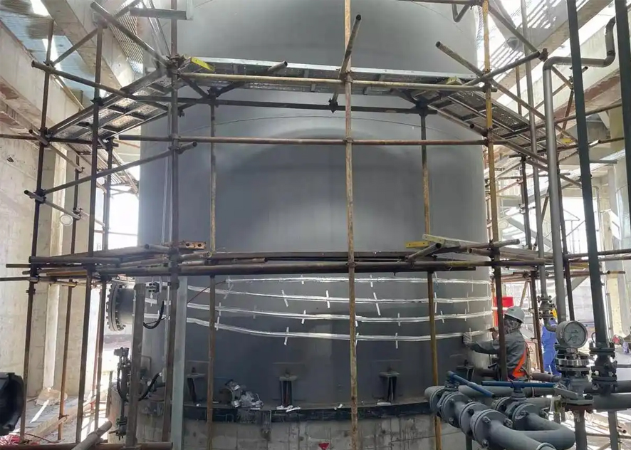 Application of electric heat tracing in industrial antifreeze and insulation