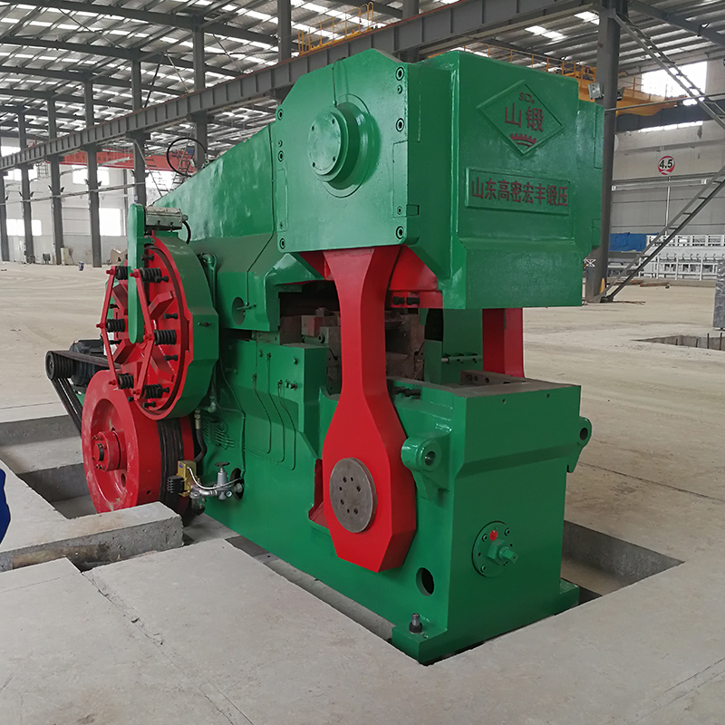 How Does the Jaw Clamping Mechanism Work in a Flat Forging Machine?