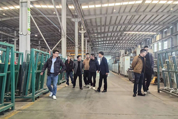 The Construction Unit Of The "Window To The Valley" Industrial Complex Inspected Zhongli Glass