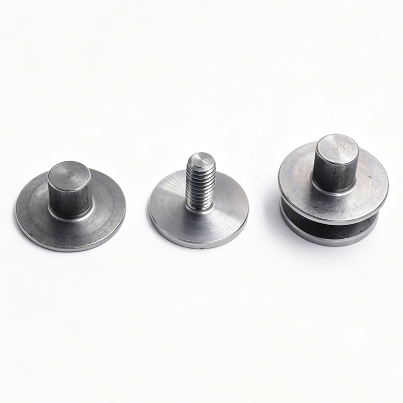 Knurled Cylindrical Or External Hexagonal Locking Screws And Nuts