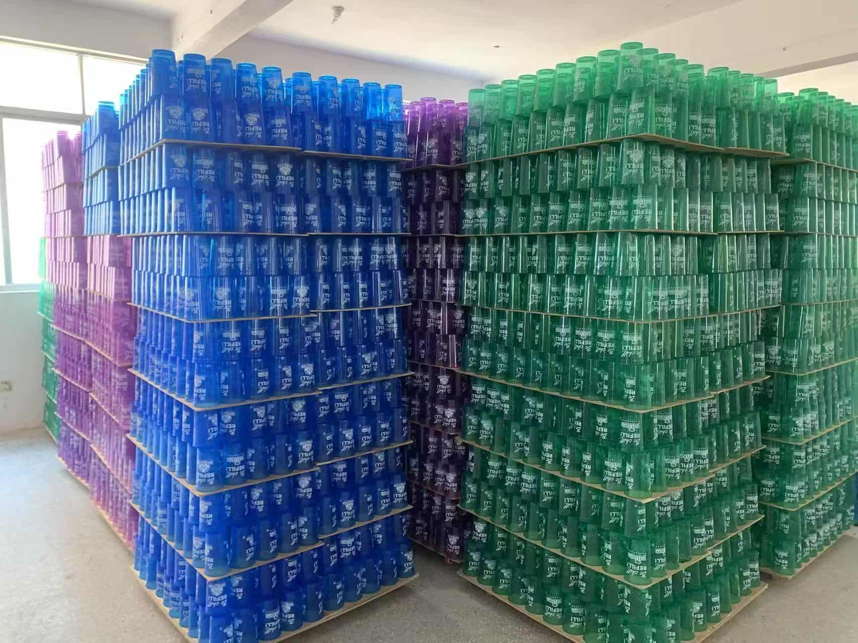16oz Frosted Plastic Party & Outdoor Cups