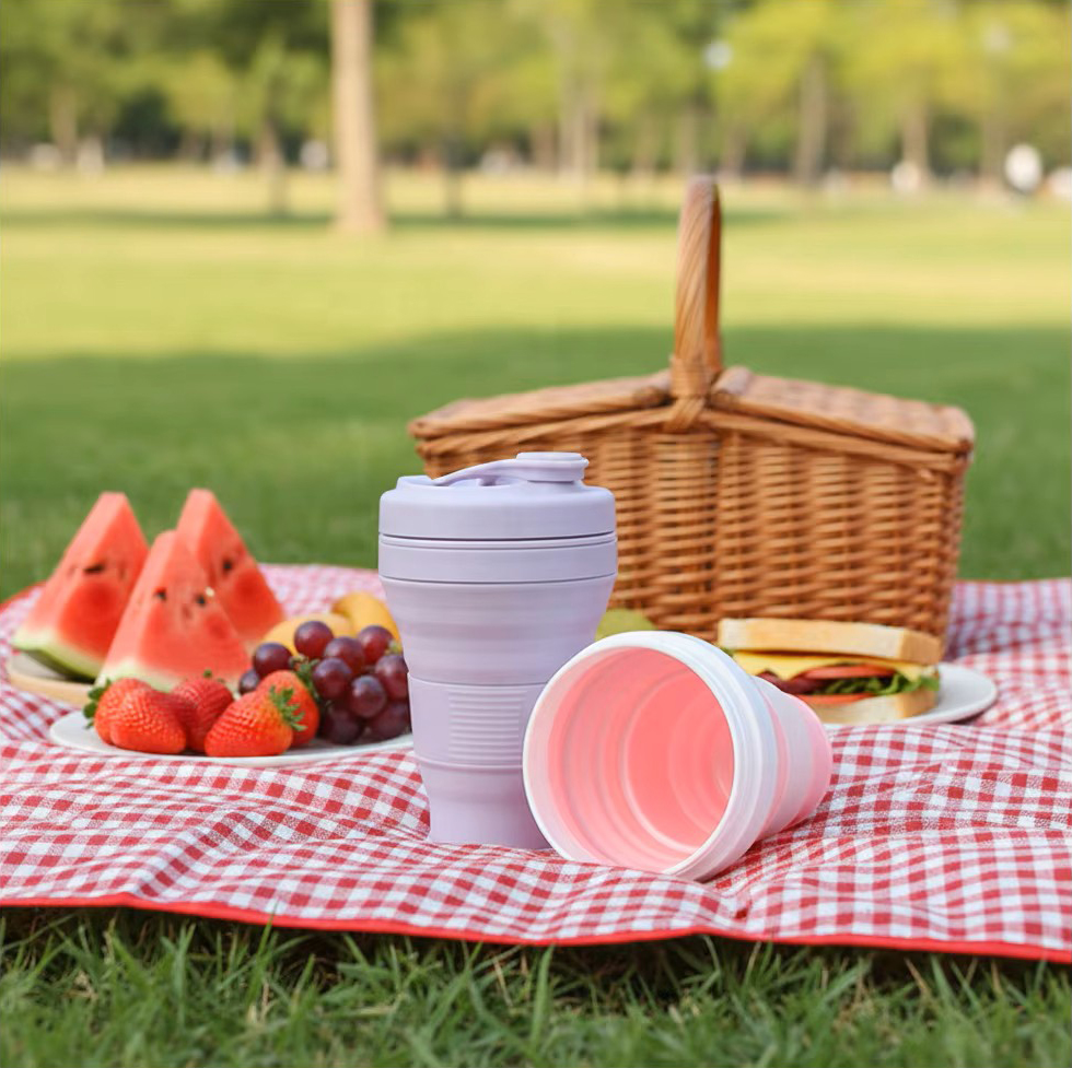 How to Source Custom Logo Food Grade Silicone Folding Cups for Promotional Gift Wholesale